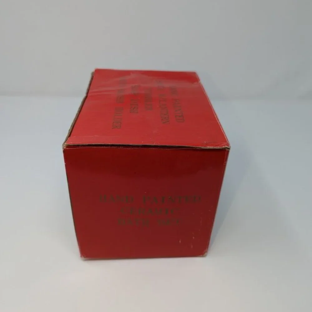 NEW VTG World Bazaars Hand Painted Santa With Lantern 3 piece Ceramic Bath Set
